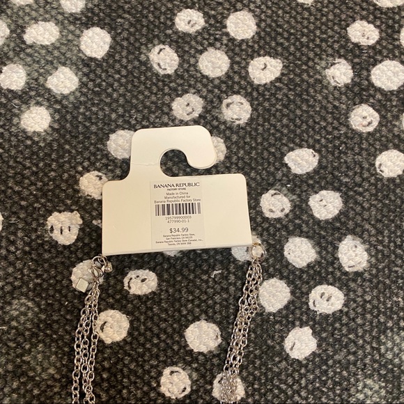 NWT Banana Republic Brushed Silver Tiered Necklace - Picture 4 of 4